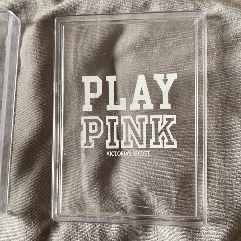 VS PINK Playing Cards Vintage - Picture 2 of 2